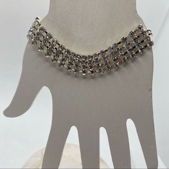 Adjustable rhinestone studded multistrand sparkle fancy bracelet - Picture 4 of 4